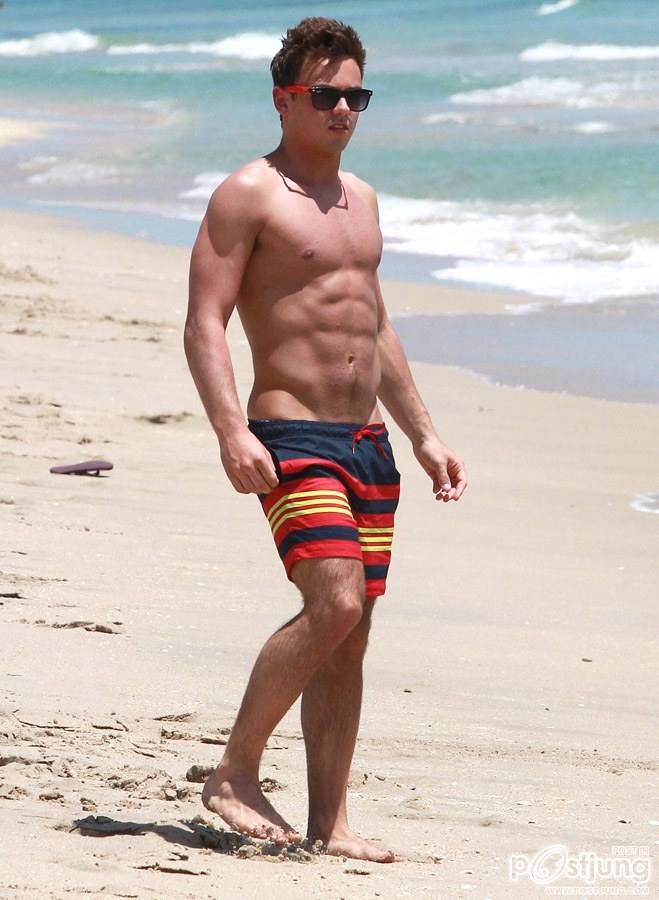 วันพักผ่อนของนักกระโดดน้ำทีมชาติอังกฤษ Tom Daley