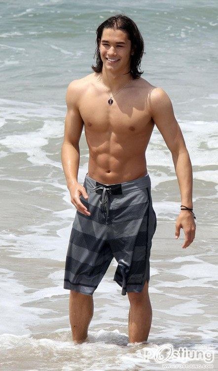 Boo Boo Stewart หมาป่าน้อย จาก ทไวไลท์