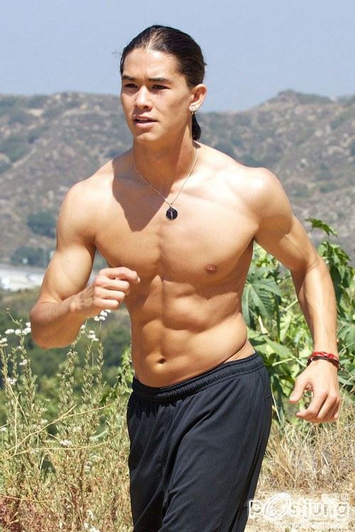 Boo Boo Stewart หมาป่าน้อย จาก ทไวไลท์