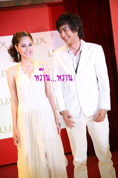 Advertising " LUX " by kwan usamanee