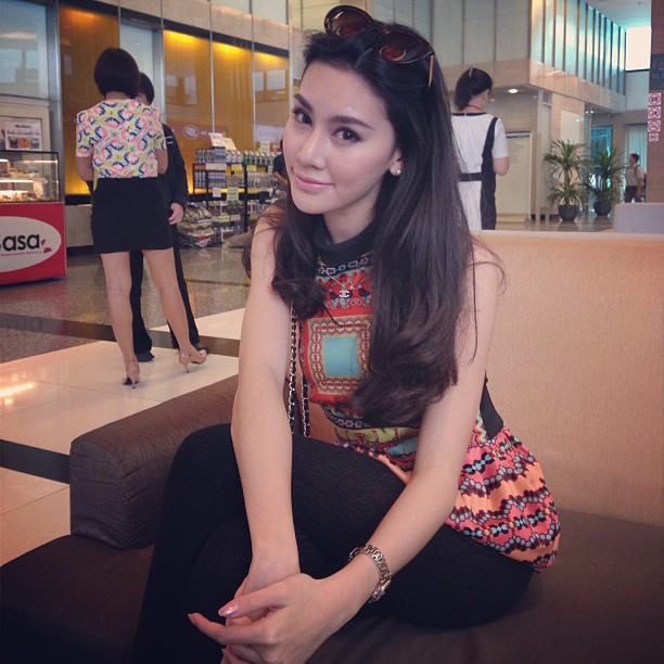 ดาว พิมพ์ทอง วชิราคม จากบท ม.ล.ศินีนุช ละครคุณชายรัชชานนท์