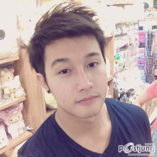 หนุ่มตี๋หล่อหุ่นดี หวานใจคนใหม่? ของ นุ๊ก สุทธิดา