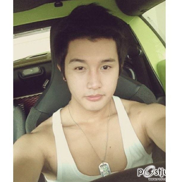 หนุ่มตี๋หล่อหุ่นดี หวานใจคนใหม่? ของ นุ๊ก สุทธิดา