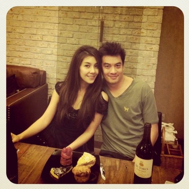วุ้นเส้นควงชาคริตนั่งบีทีเอส!!