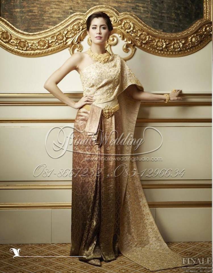 ดาราในชุดไทย สวยสง่ากันทุกคน