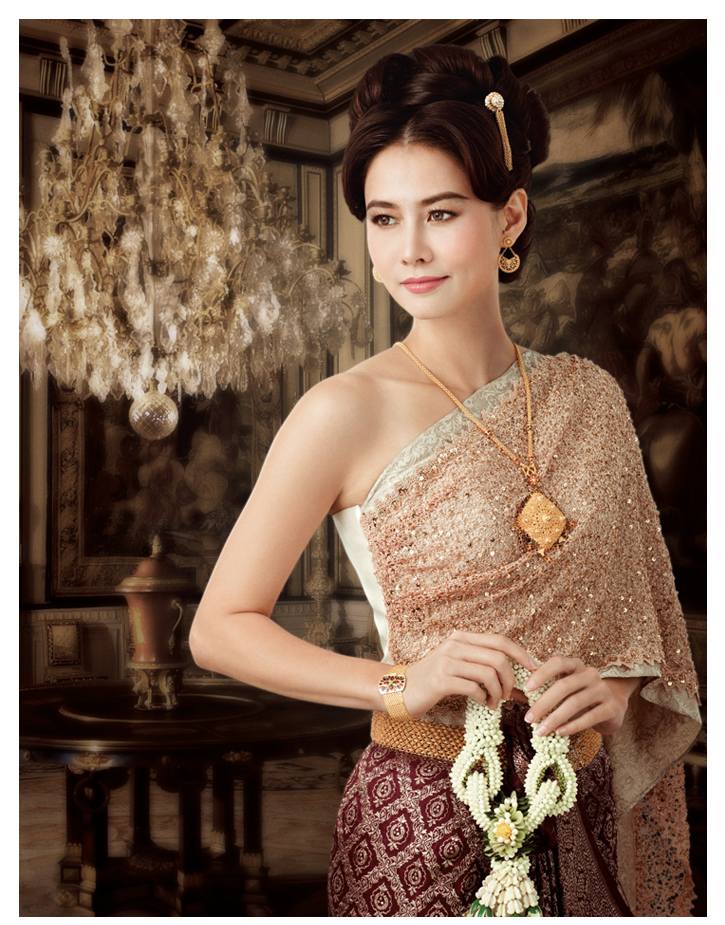 ดาราในชุดไทย สวยสง่ากันทุกคน