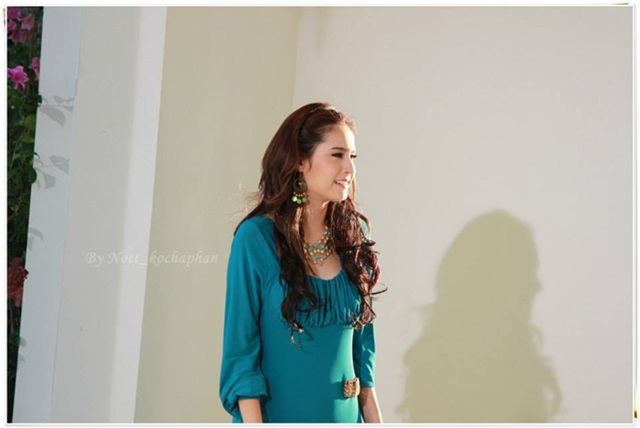 ภาพขวัญ อุษามณี ในฟ้าจรดทราย