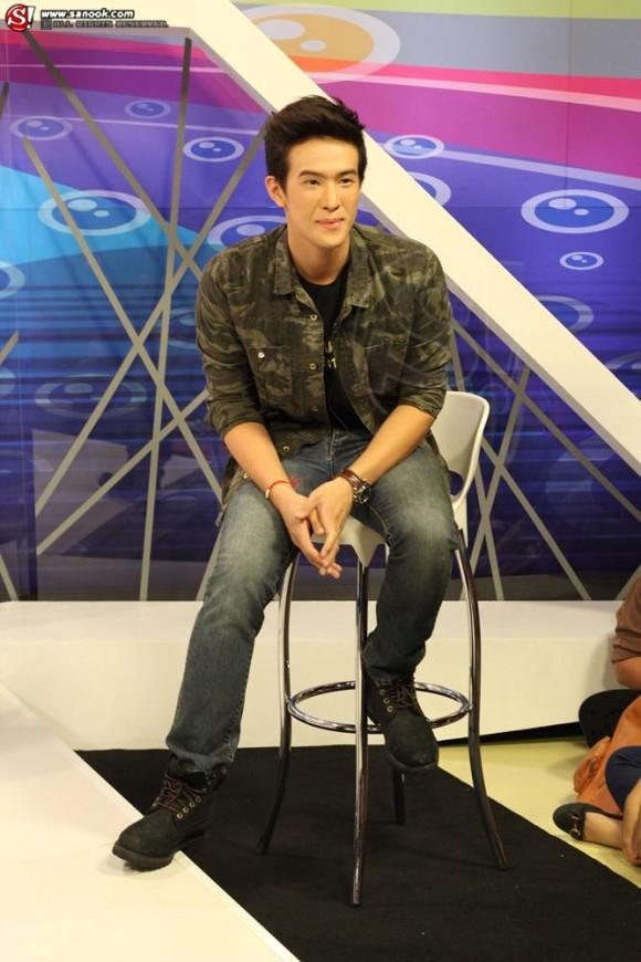 รับน้องใหม่ &ldquo;เจมส์ มาร์&rdquo; โดนฉายา &ldquo;ดาราหน้าเงิน&rdquo;