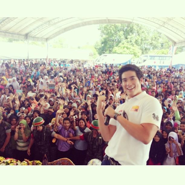 (อาเล็ก)ธีรเดช เมธาวรายุทธ