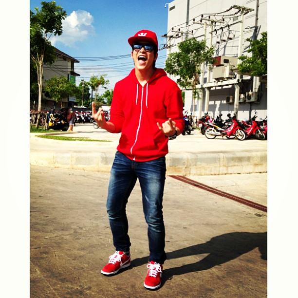 (อาเล็ก)ธีรเดช เมธาวรายุทธ