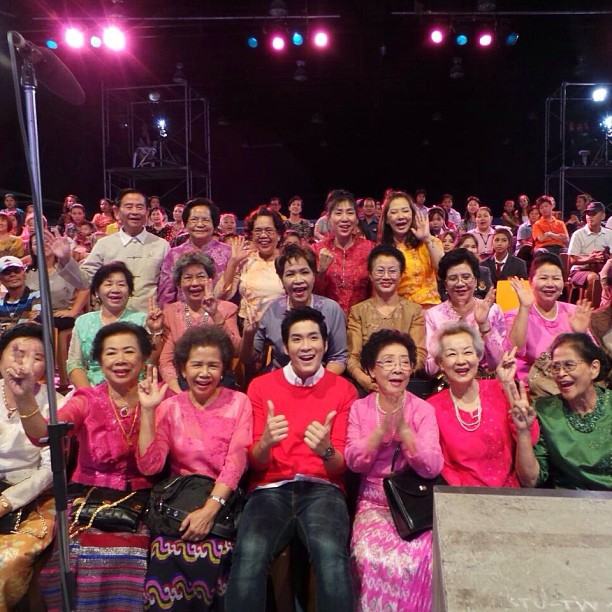 (อาเล็ก)ธีรเดช เมธาวรายุทธ