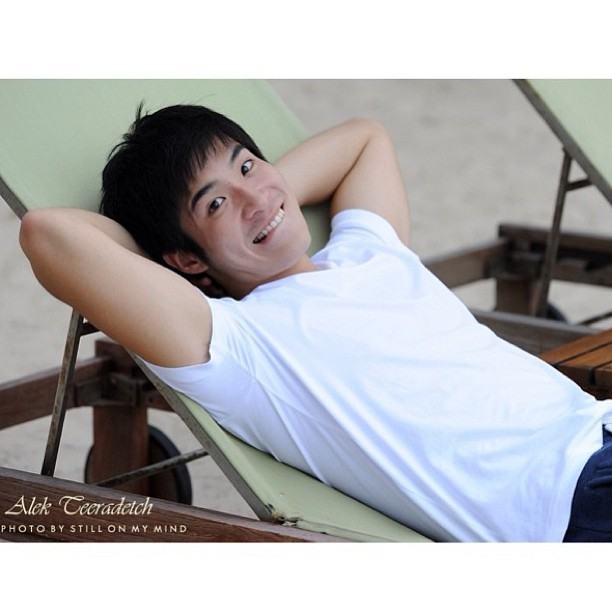 (อาเล็ก)ธีรเดช เมธาวรายุทธ