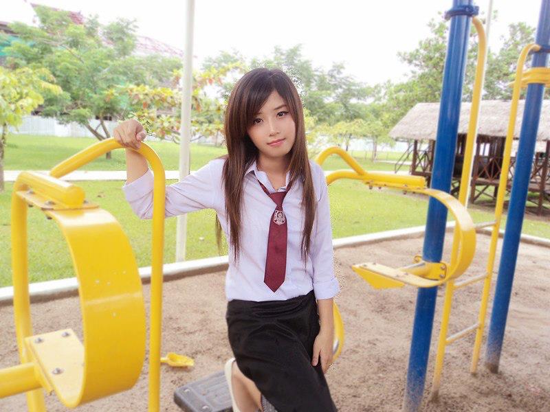 งามแท้ สาวเมืองซิ่นโลก