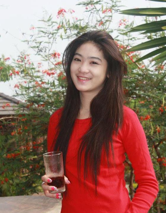 งามแท้ สาวเมืองซิ่นโลก