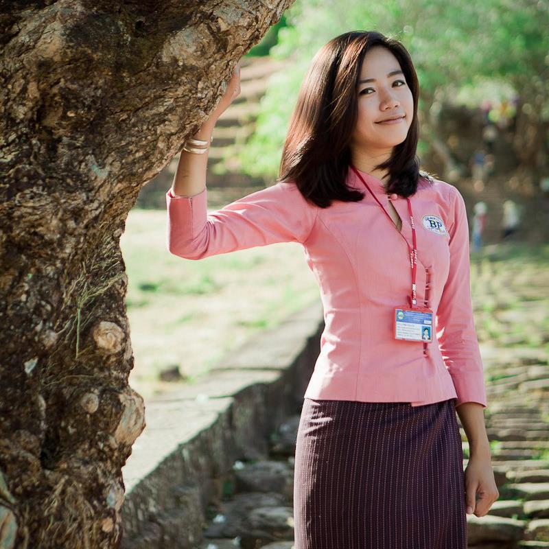 งามแท้ สาวเมืองซิ่นโลก