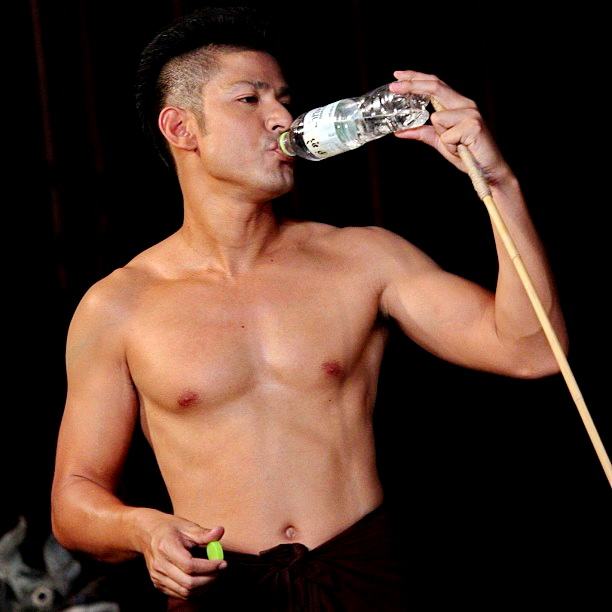 ภูริ กับกล้ามอกนูนๆ