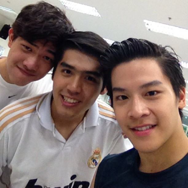 ยิ้มของเค้า @marchutavuth