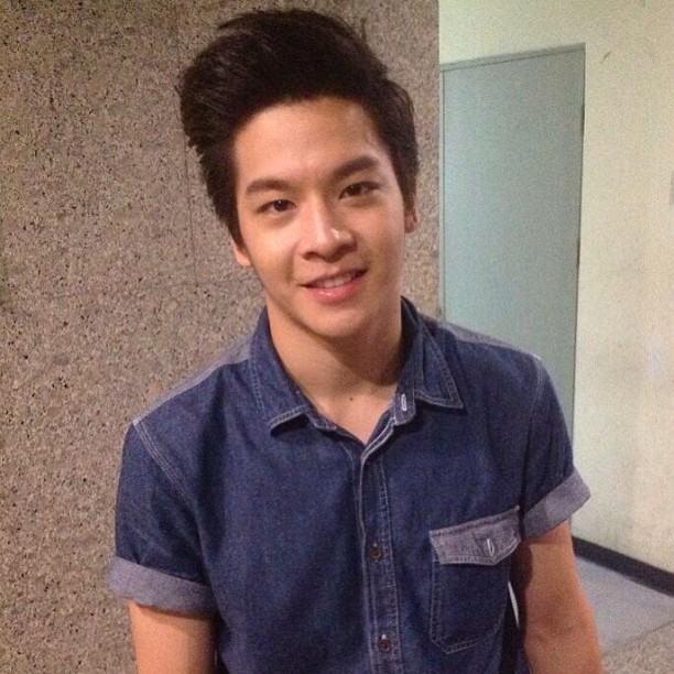 ยิ้มของเค้า @marchutavuth