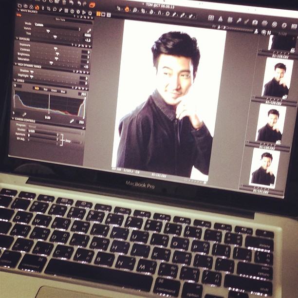จะไปเคาะประตูบ้านขายเตารีดละนะ ซื้อมั้ยๆๆ By Jimmy