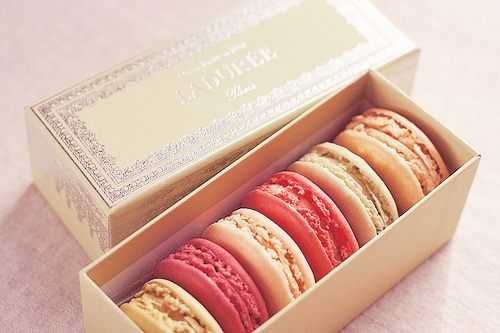 マカロン macaron ขนมหวานในดวงใจ