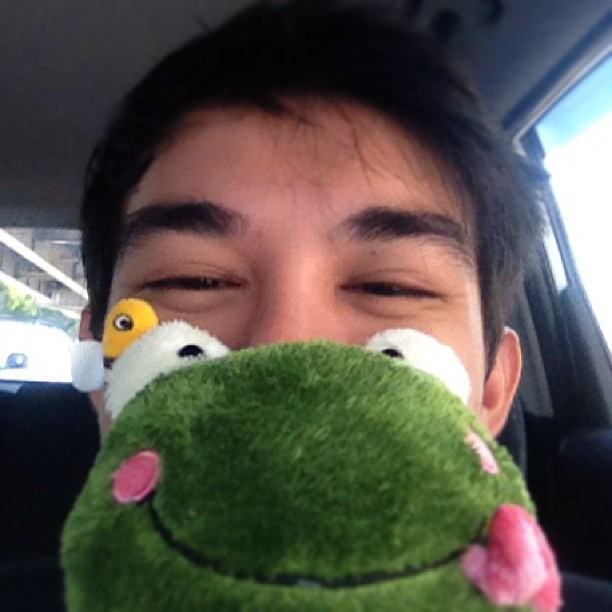 บอส โตนนท์หนุ่มหน้าเด็ก