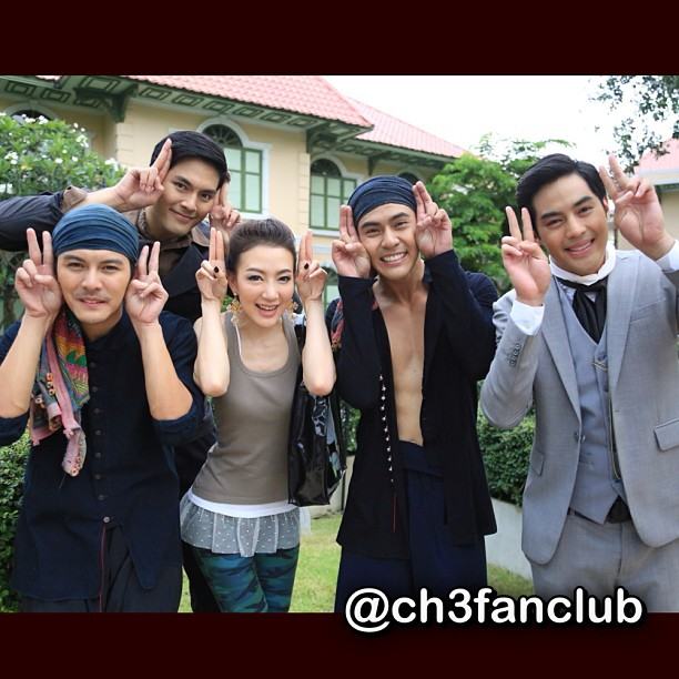 ภาพงาน  จิบชายามบ่ายกับคุณชายรัชชานนท์ (บอม ธนิน)