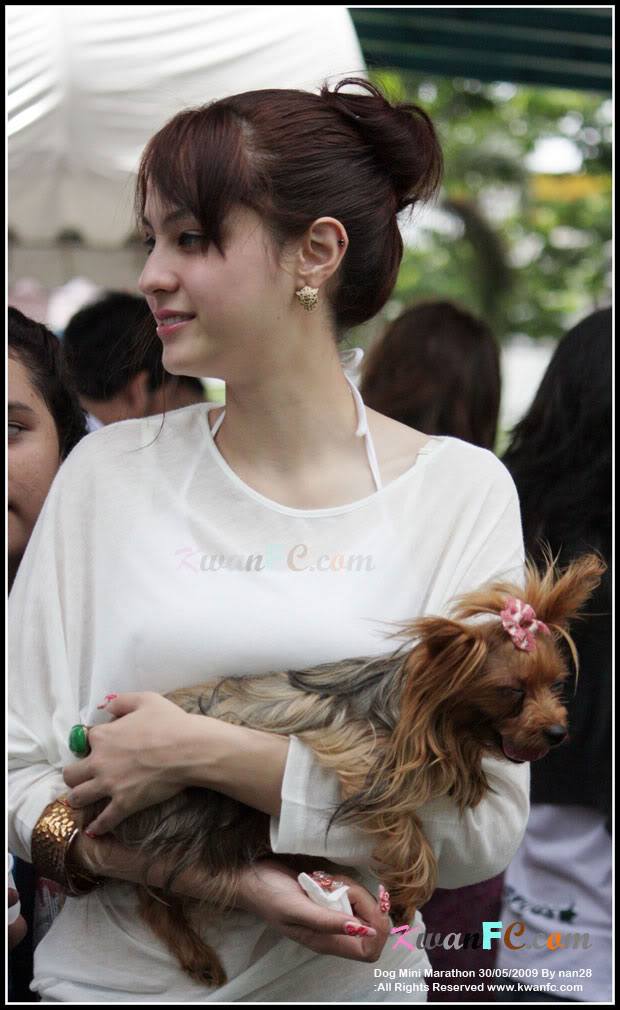 ขวัญ อุษามณี (Kwan Usamanee) ในลุคส์ใสๆ น่ารักมาก