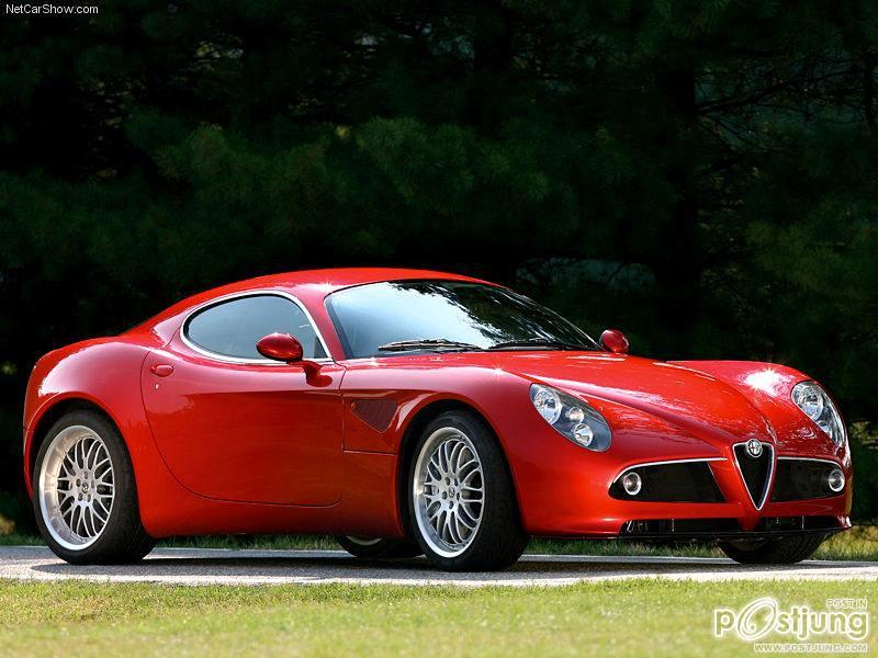 สง่างามแท้ Alfa Romeo 8c Competizione