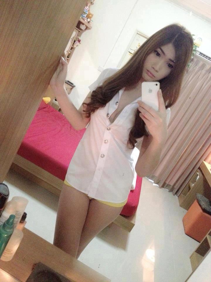 สวยโดนใจ..สาวข้างบ้าน
