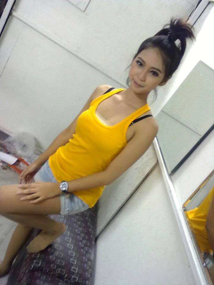 สวยโดนใจ..สาวข้างบ้าน