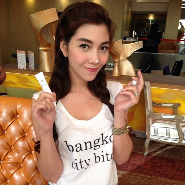 วุ้นเส้น วิริฒิพา