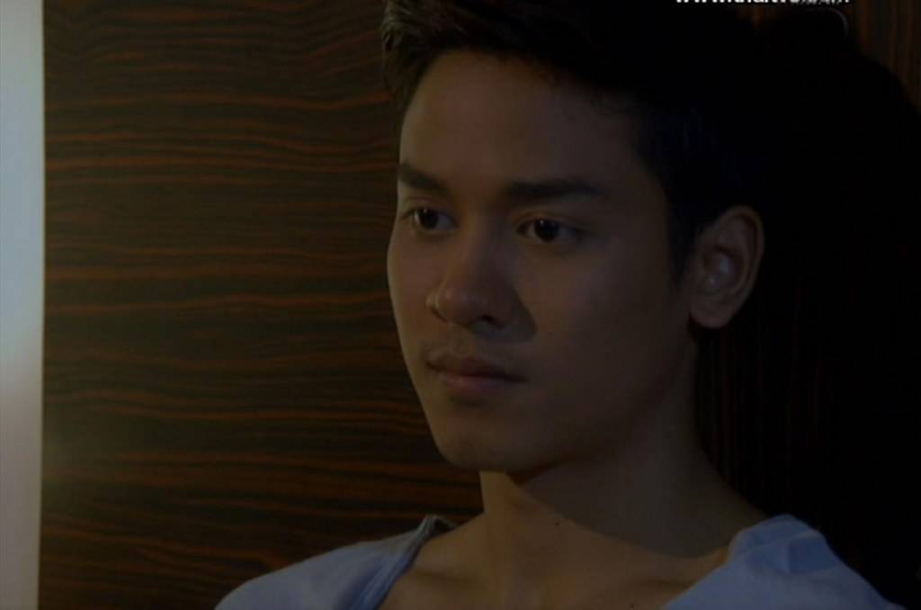 ใผอยากเบิ่งหนังเรื่องนี้แด่ หน้าฮักหล๊ายหลาย // รักนี้ มีเธอชั่วนิรันดร์ //