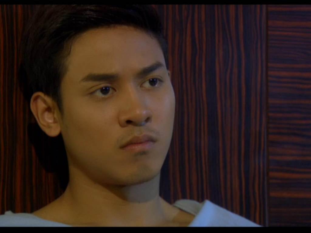 ใผอยากเบิ่งหนังเรื่องนี้แด่ หน้าฮักหล๊ายหลาย // รักนี้ มีเธอชั่วนิรันดร์ //