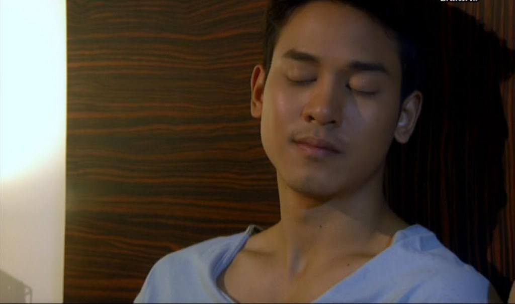 ใผอยากเบิ่งหนังเรื่องนี้แด่ หน้าฮักหล๊ายหลาย // รักนี้ มีเธอชั่วนิรันดร์ //