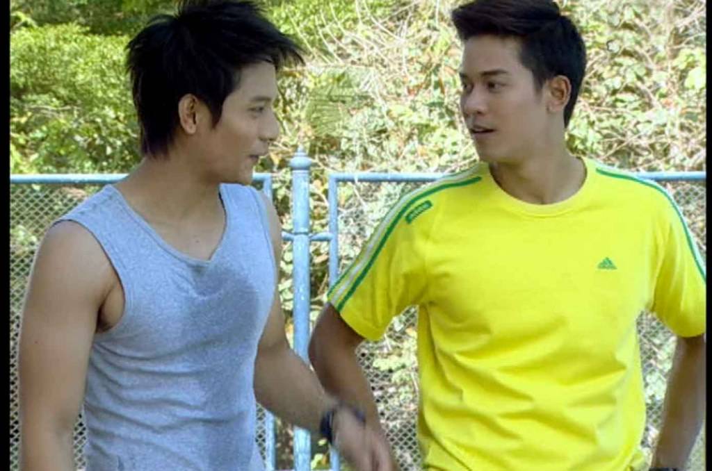 ใผอยากเบิ่งหนังเรื่องนี้แด่ หน้าฮักหล๊ายหลาย // รักนี้ มีเธอชั่วนิรันดร์ //