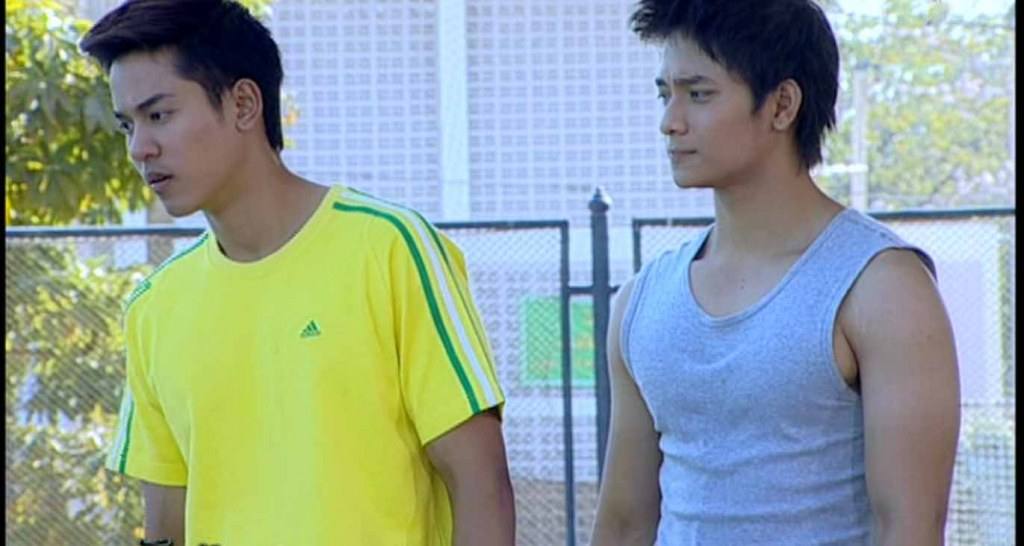 ใผอยากเบิ่งหนังเรื่องนี้แด่ หน้าฮักหล๊ายหลาย // รักนี้ มีเธอชั่วนิรันดร์ //