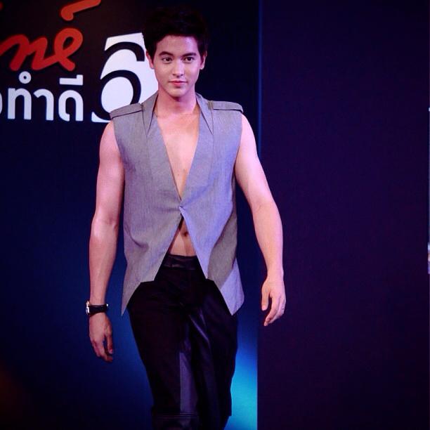 ฟินแบบนี้ ไม่รักได้ไงคะ เจมส์ จิ <3