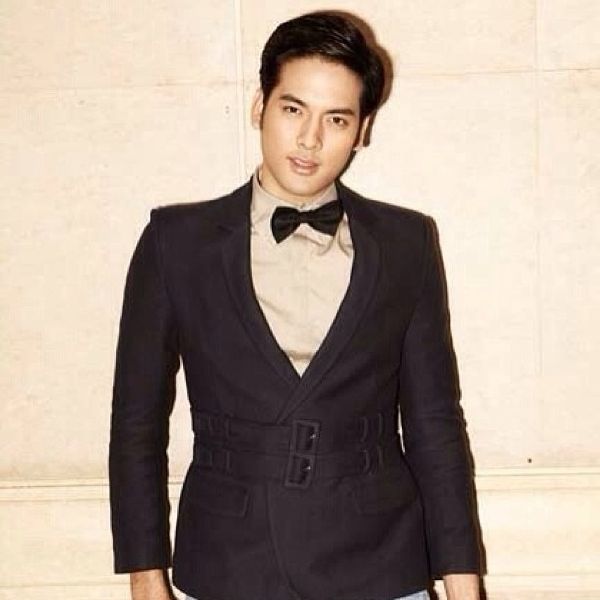 บอมธนินไม่รู้เสียบรางวัลดาวรุ่งแทนเจมส์จิ
