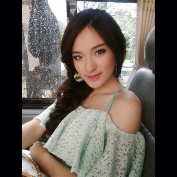 ปันปัน สุทัตตา สาวน้อยหน้าใส