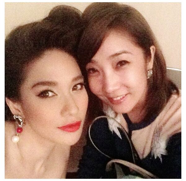 มาแล้ว พลอย เฌอมาลย์ สวยสง่างาม อีกหนึ่ง นางพญา ของเมืองไทย