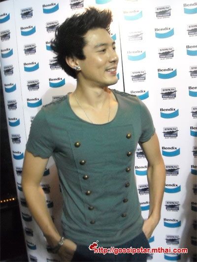 เอมมี่ ออกสื่อชอบ โดม ปัด แก้ผ้าทำเสน่ห์ใส่
