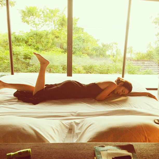 วันพักผ่อนของ ขวัญ อุษามณี @ sripanwa phuket