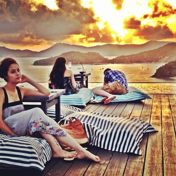 วันพักผ่อนของ ขวัญ อุษามณี @ sripanwa phuket