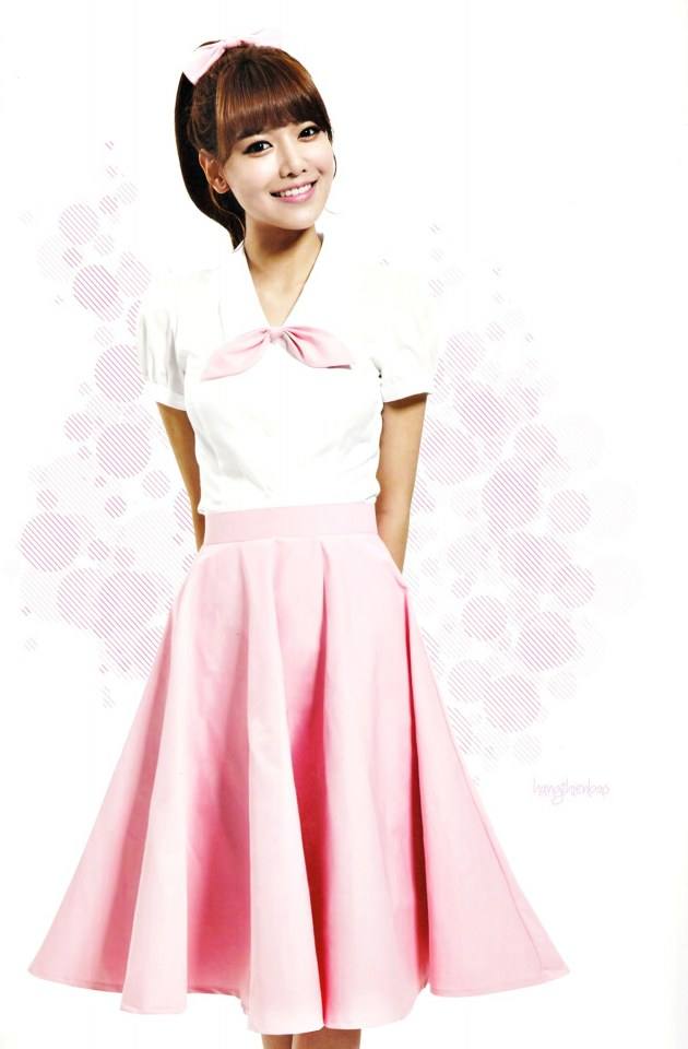 girls' generation world tour girls & peace scan