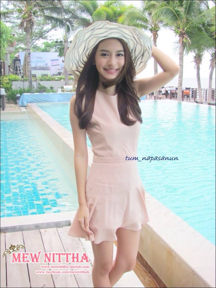 ชุดออกงานสวยๆของ มิว นิษฐา