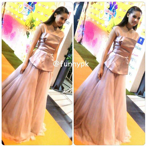 ญาญ่า อุรัสยา สยามดารา 2013 In Christian Dior Fall Winter 2012