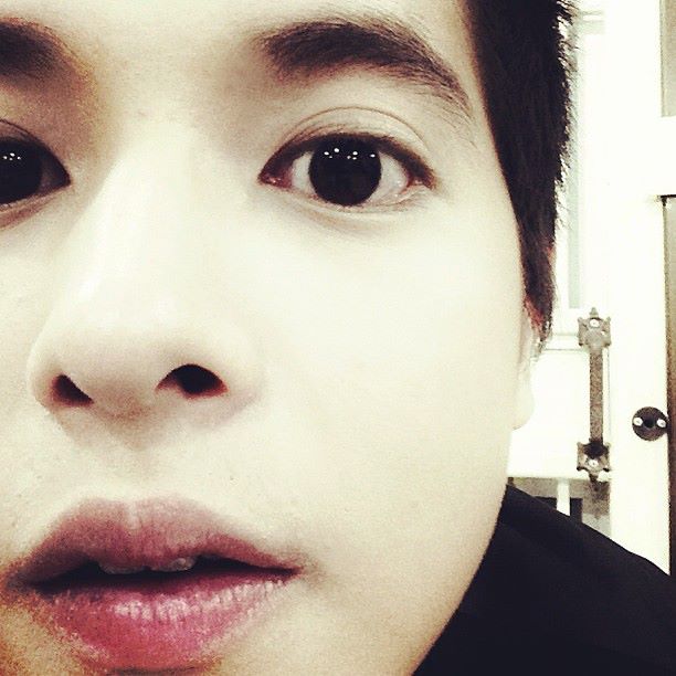 โอ๊ะ!!! เจมส์จิ หน้าใสมาก ^^ &hearts;