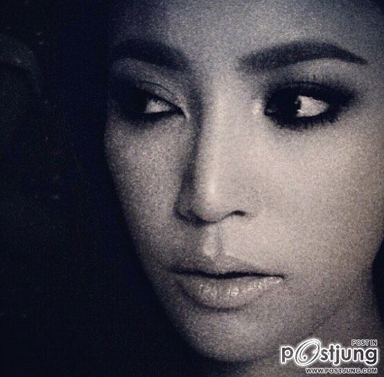 ภาพล่าสุดของ เอมมี่ มรกต เธอสวยสะพรึงมาก