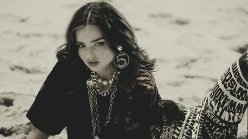 ผู้หญิงที่สวยทั้งตัว Miranda Kerr