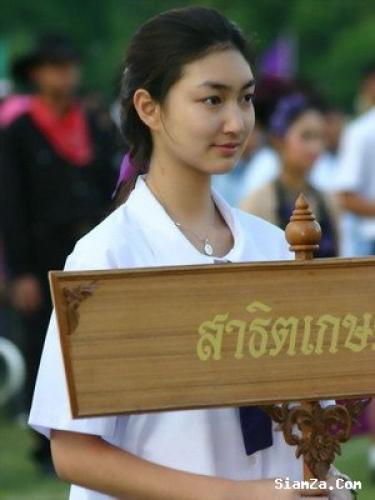 "ด.ญ แพนเค้ก" สมัยเรียนสาธิตเกษตรฯ